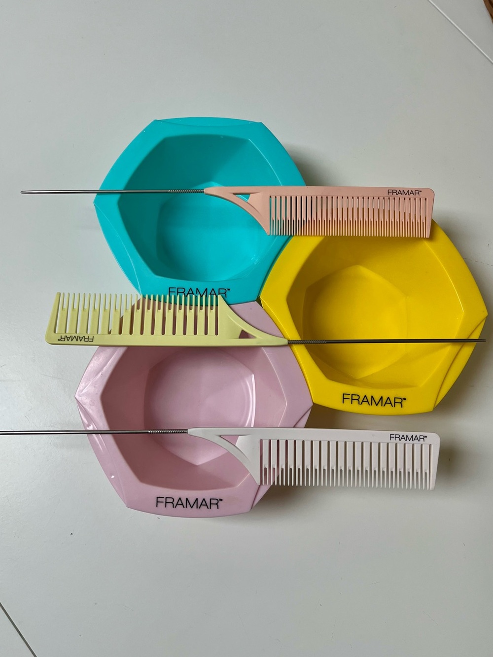 Pastel Mixing Bowls and Tail Foiling Combs Set - Pink, Yellow, Turquoise